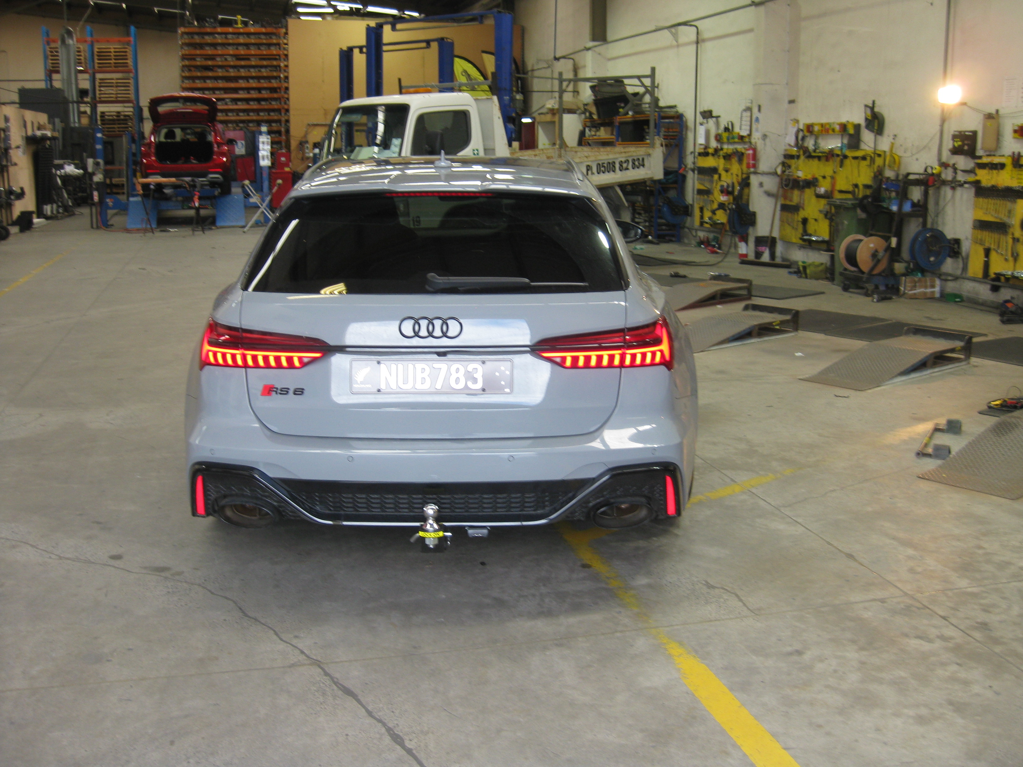 AUDI A6 STATIONWAGON 2018-2025